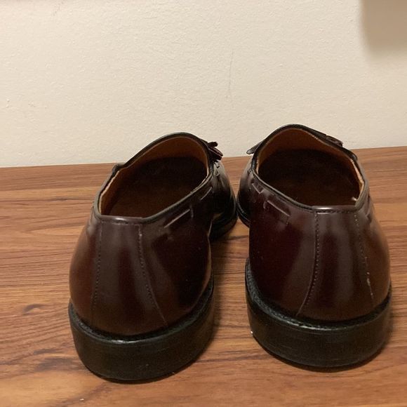 Allen Edmonds Men’s Grayson Tasseled Loafers in Merlot. Size 10 EEE. main image 7